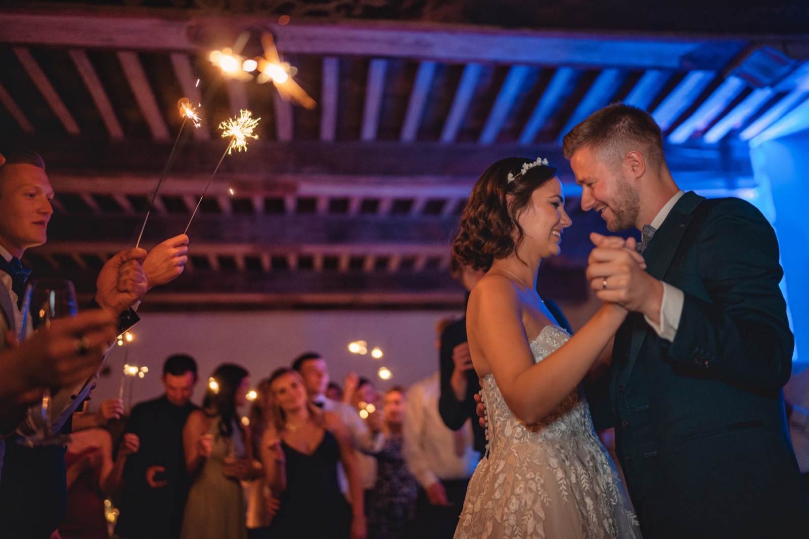 Romantischer Hochzeitstanz – dokumentarische Hochzeitsfotografie