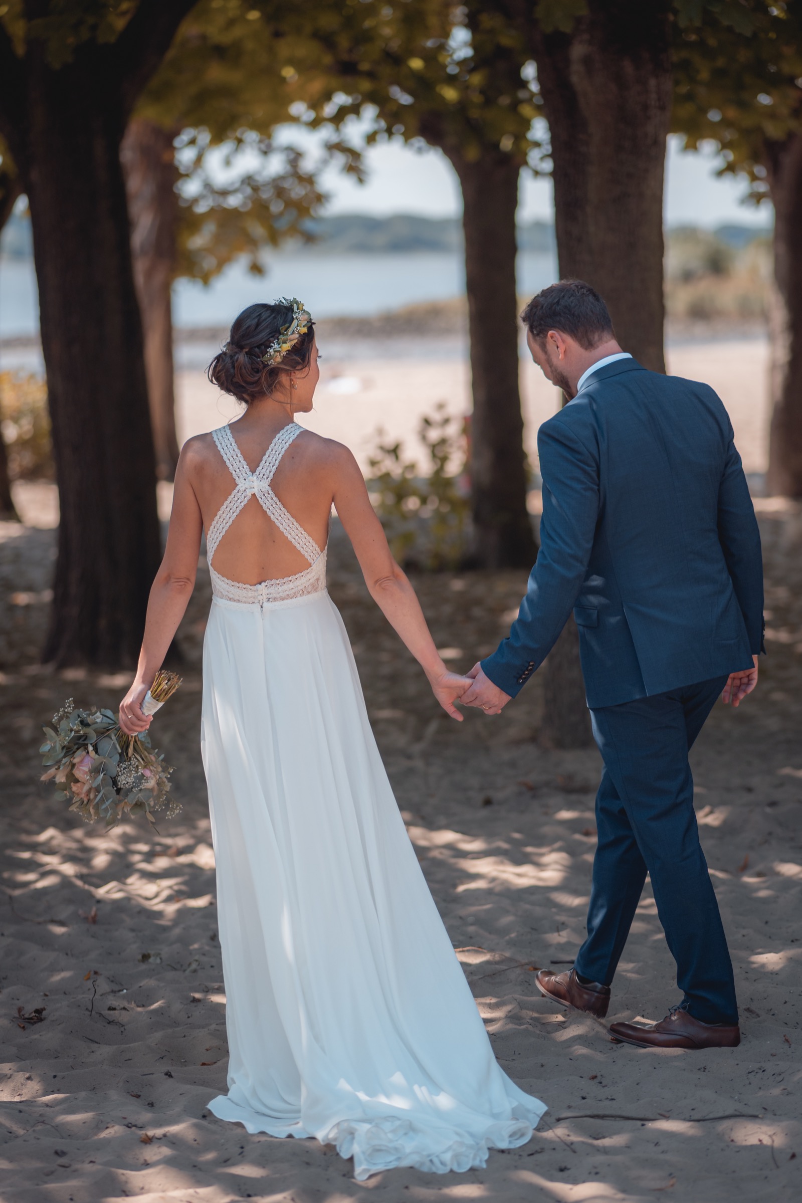 Strandspaziergang bei Sonnenuntergang