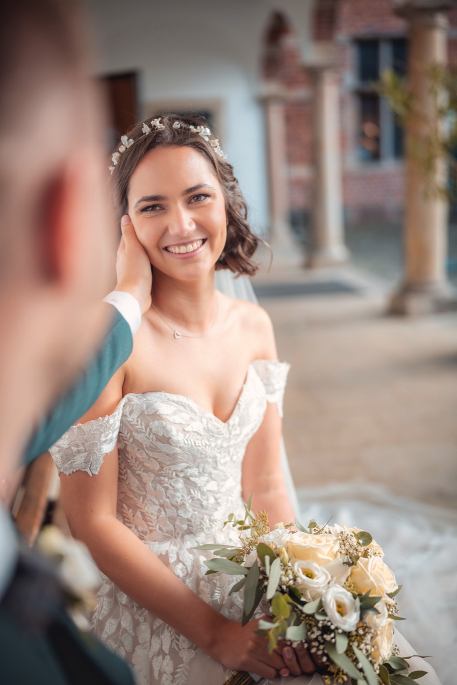 Kaffeetafel und Torte bei der Hochzeitsfeier